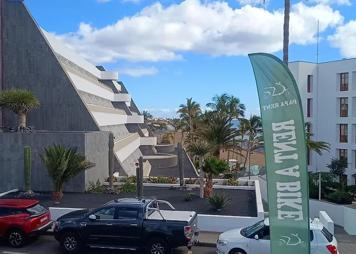 In The Center Near To The * Πουέρτο Ντελ Κάρμεν