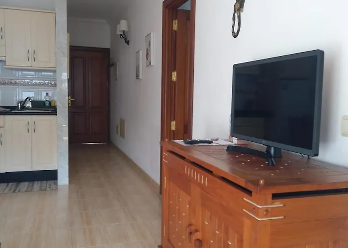 In The Center Near To The Lägenhet