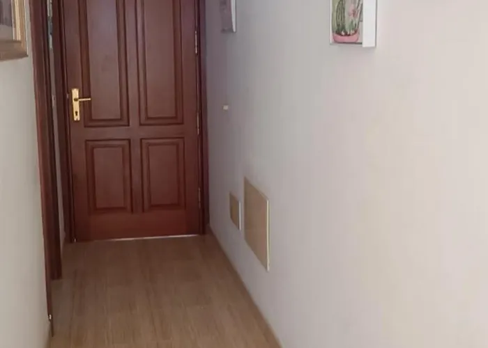 In The Center Near To The Lägenhet