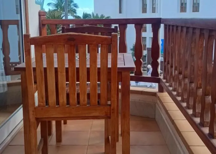 In The Center Near To The Lägenhet