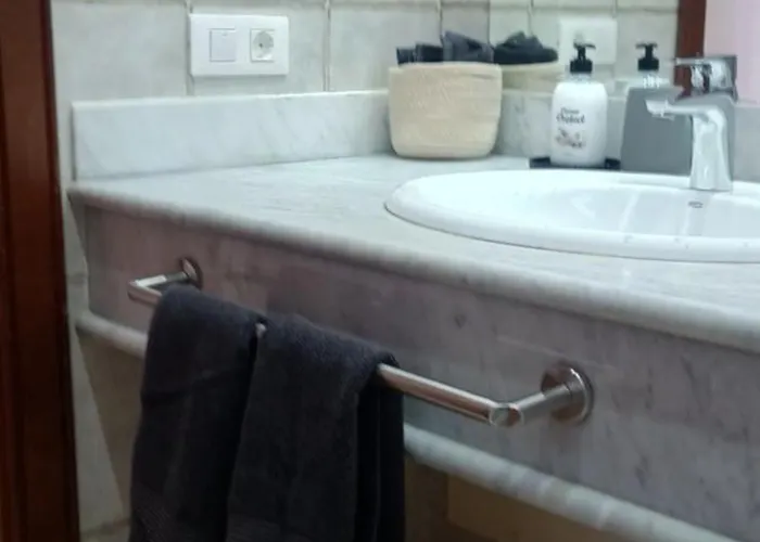 In The Center Near To The Lägenhet